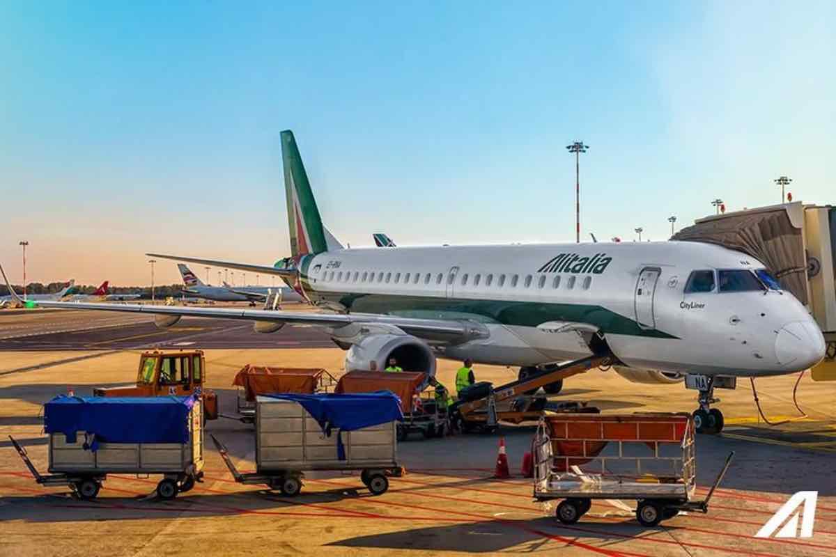 Bagagli in stiva caricati a bordo