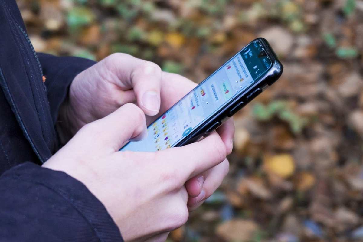 WhatsApp, l'aumento del limite di invio di foto e video