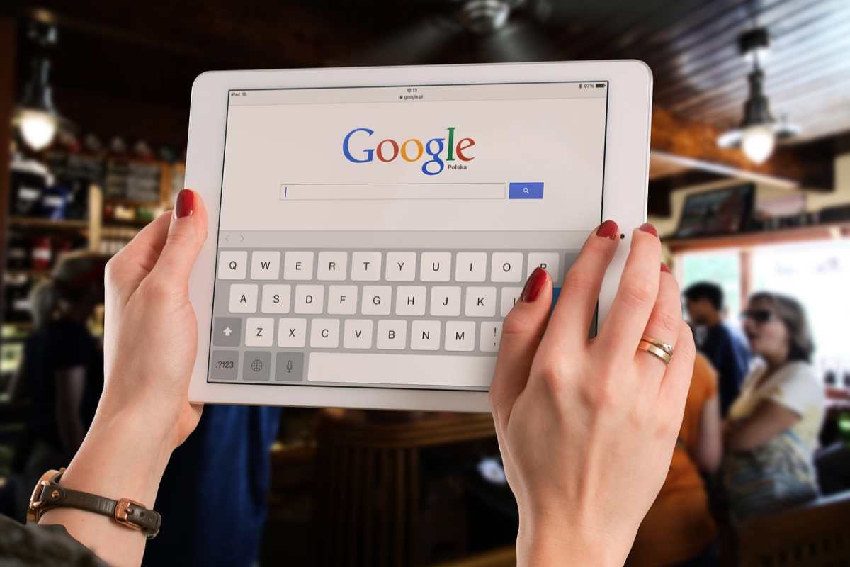 Come evitare che Google ascolti le tue conversazioni