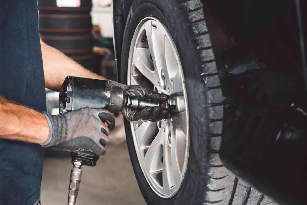 meccanico cambio gomme auto