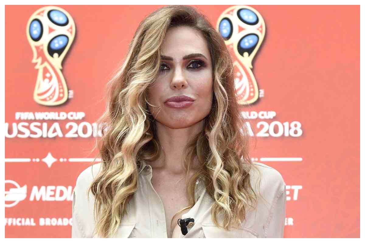 Ilary Blasi evento stampa