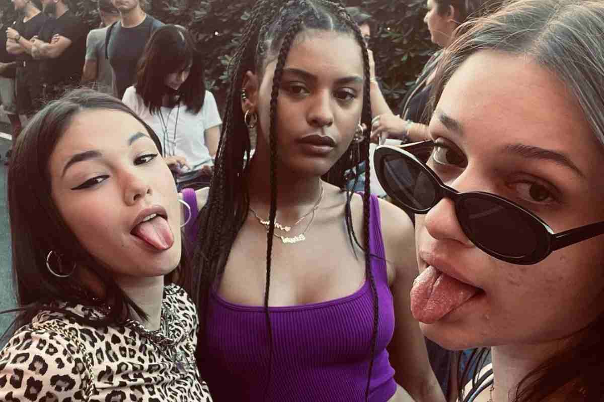 Mare fuori set cosa fanno 