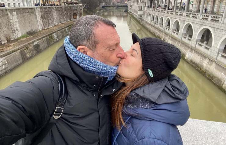 amadeus giovanna bacio addio