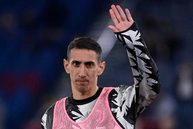 Angel Di Maria saluta