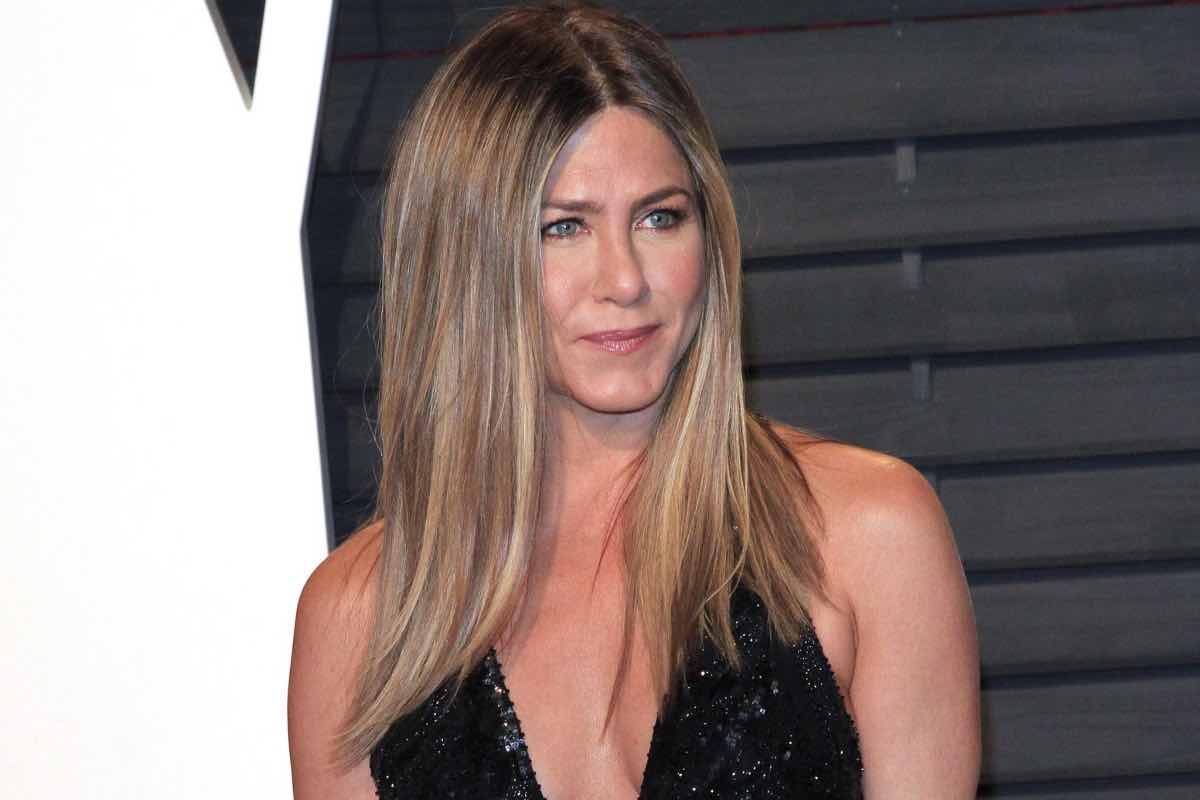 l'abito di jennifer aniston