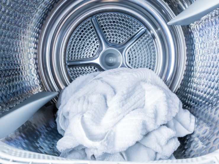 trucco asciugamano in lavatrice