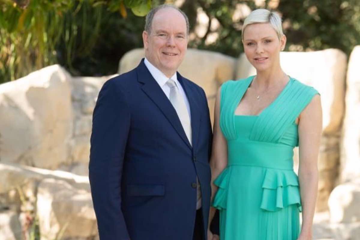 gli occhiali di charlene di monaco