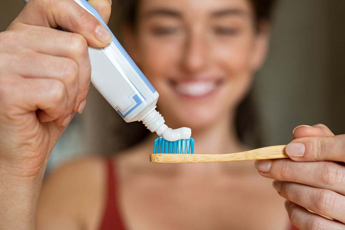 Il nuovo dentifricio che sbianca i denti