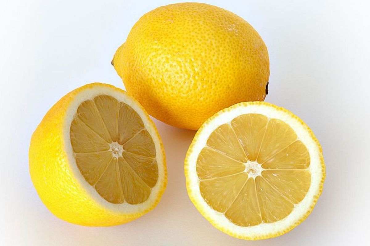 trucco limone spremere