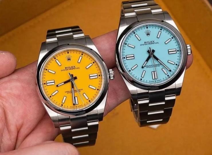 Nuovo Rolex giallo e blu