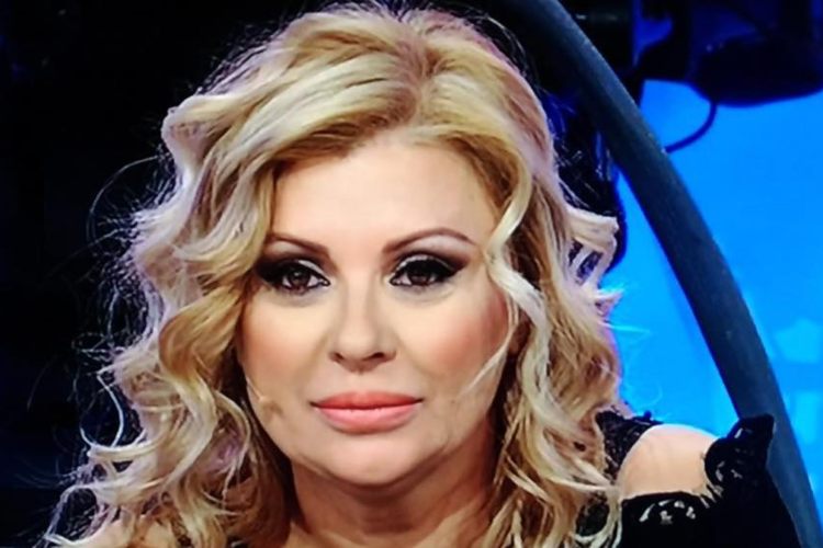 Tina Cipollari, le parrucche dopo Pechino Express