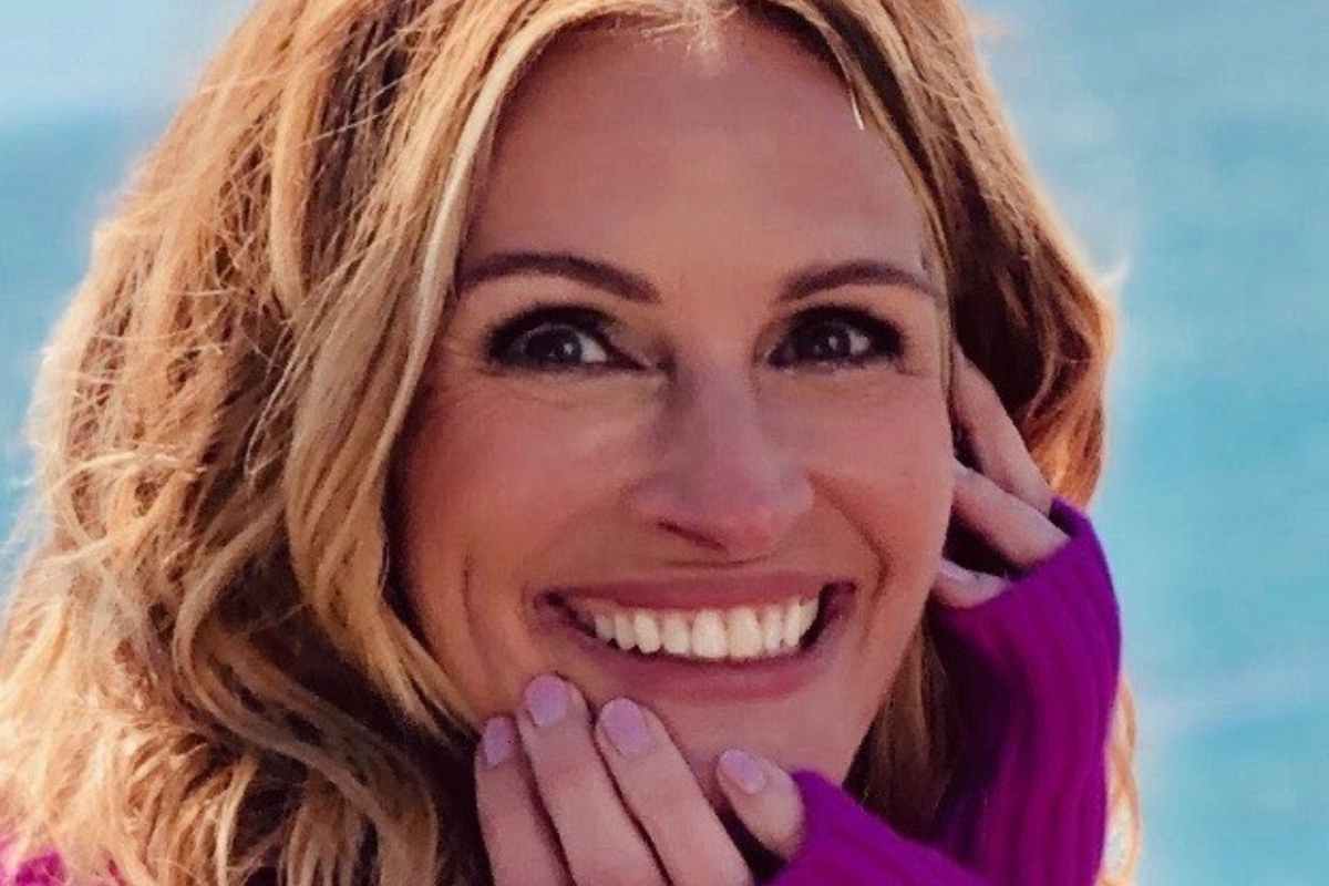 Svelato il segreto dei denti perfetti di Julia Roberts