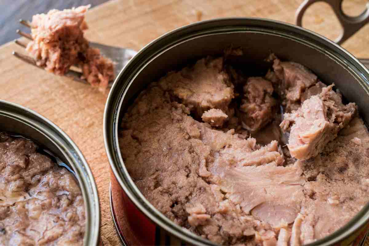 I pericoli del bisfenolo nel tonno in scatola