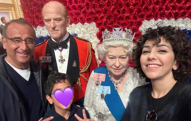 carlo conti figlio e moglie