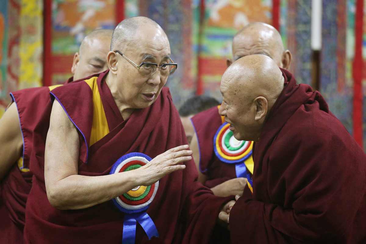 Dalai Lama preghiera