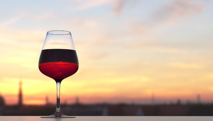 Un bicchiere di vino rosso al giorno