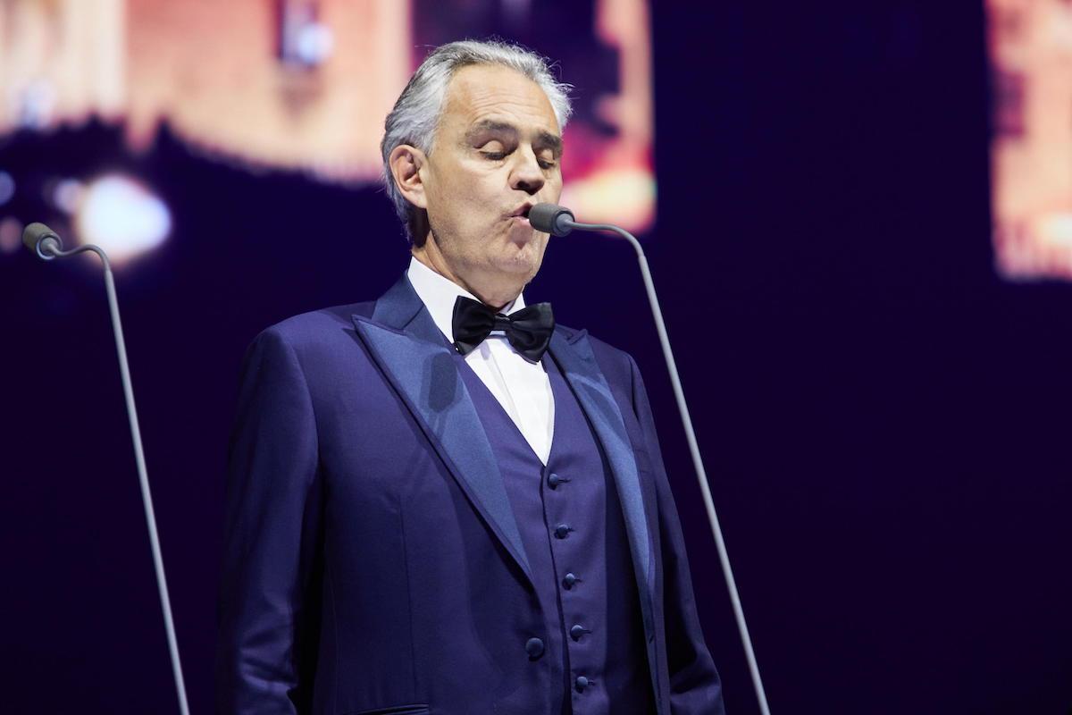 Andrea Bocelli canta per l' Inter in finale di Champions