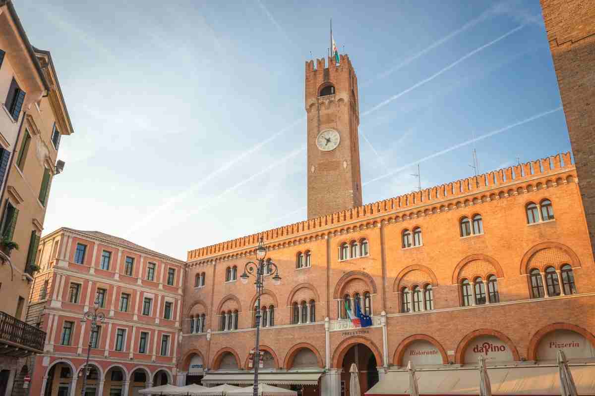 Via al bando per l'assunzione di tre operatori pubblici presso il Comune di Treviso