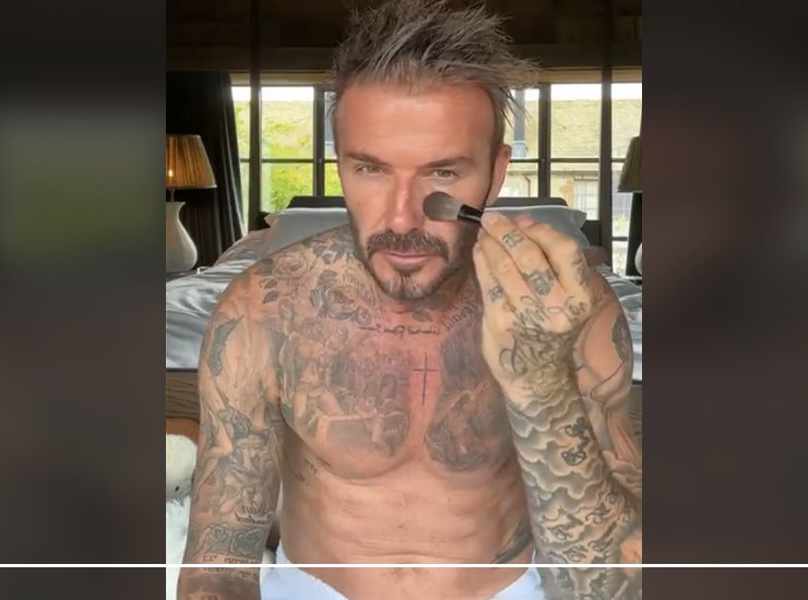 David Beckham e la parodia della moglie