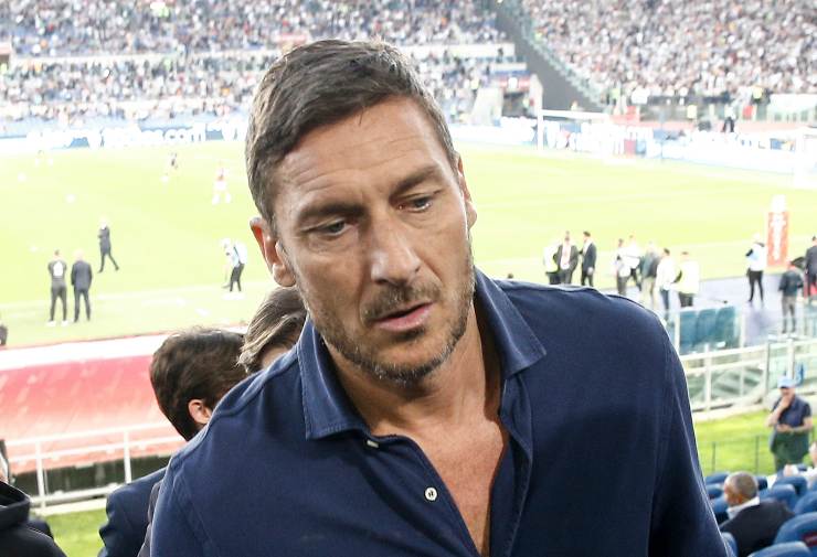 nuova guerra tra totti e ilary 