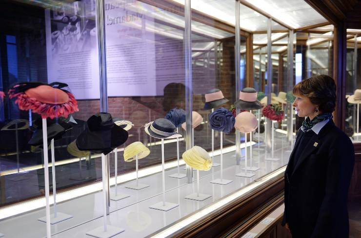 cappelli in mostra: scegliere il migliore per viso