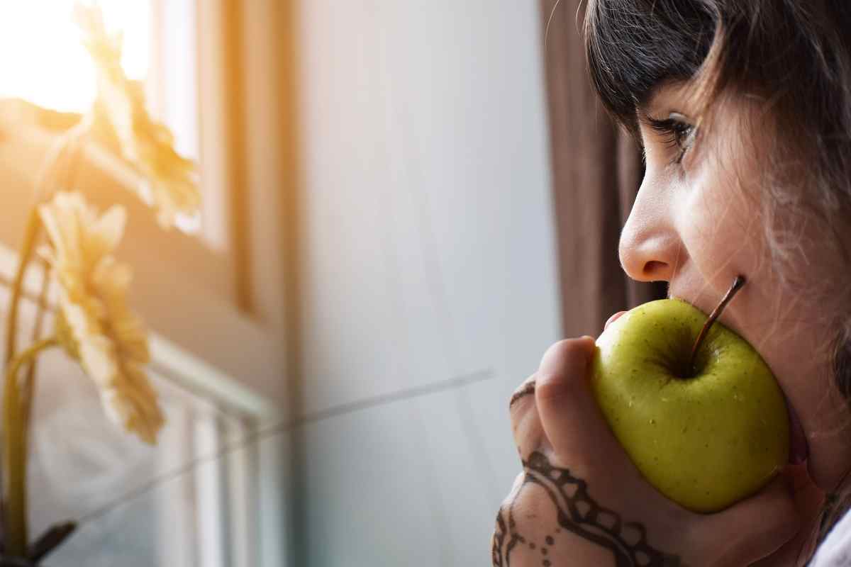 La buccia della mela è preziosa per la salute
