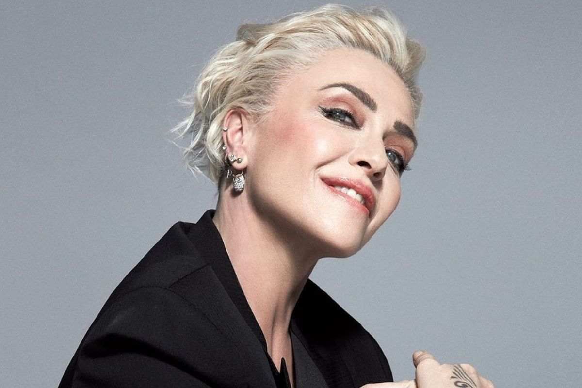 paola barale da giovane