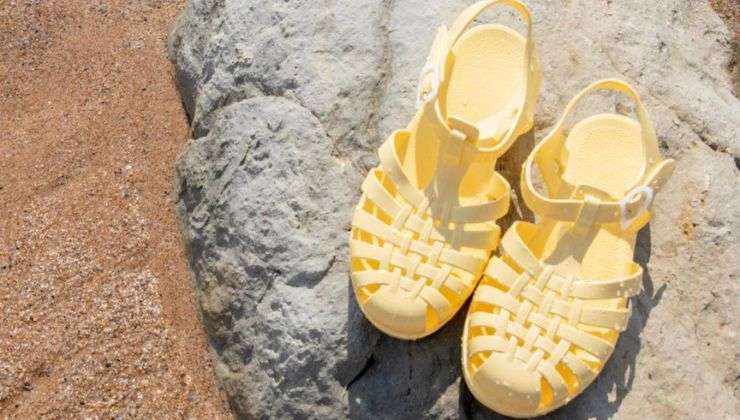 ritorno sandali granchio