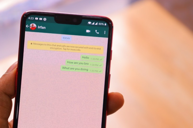 WhatsApp, trucchi per rendere le conversazioni segrete