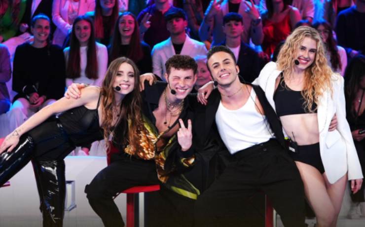 Amici, i finalisti e Wax: cos'è successo