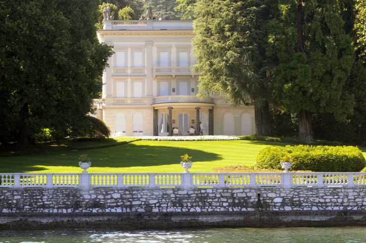 villa campari, proprietà di Berlusconi  