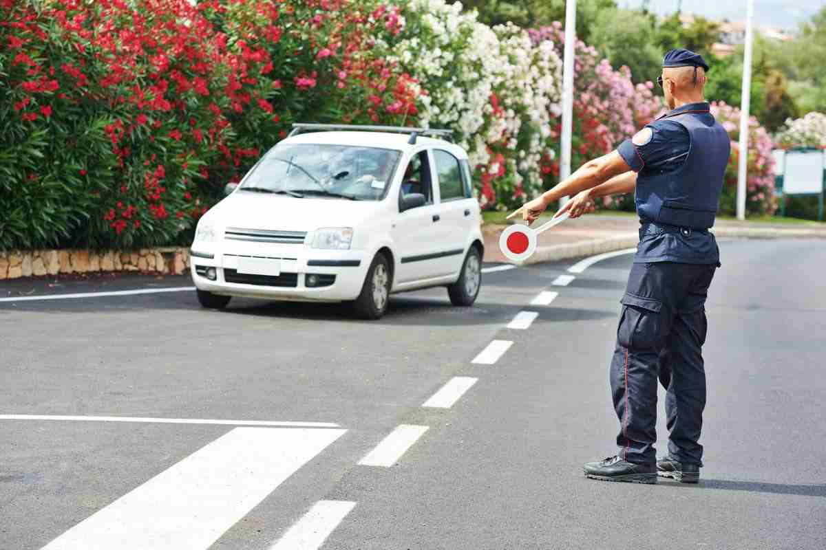 controlli stradali, quando si rischia la multa da 400 euro