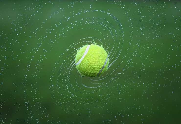 Tennis palla