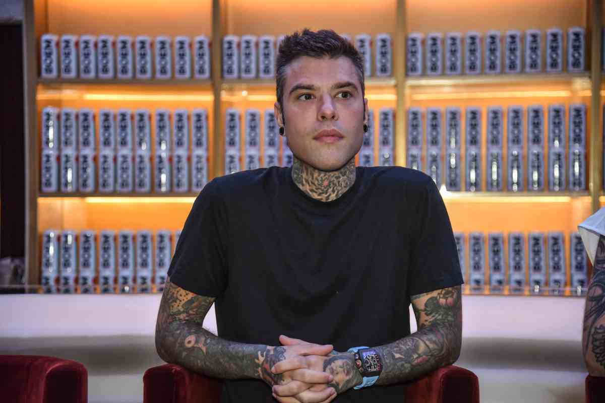 Fedez assenza social