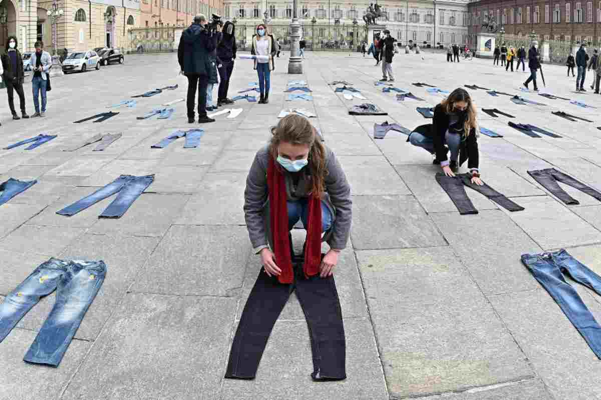 Come aiutare una donna vittima di violenza