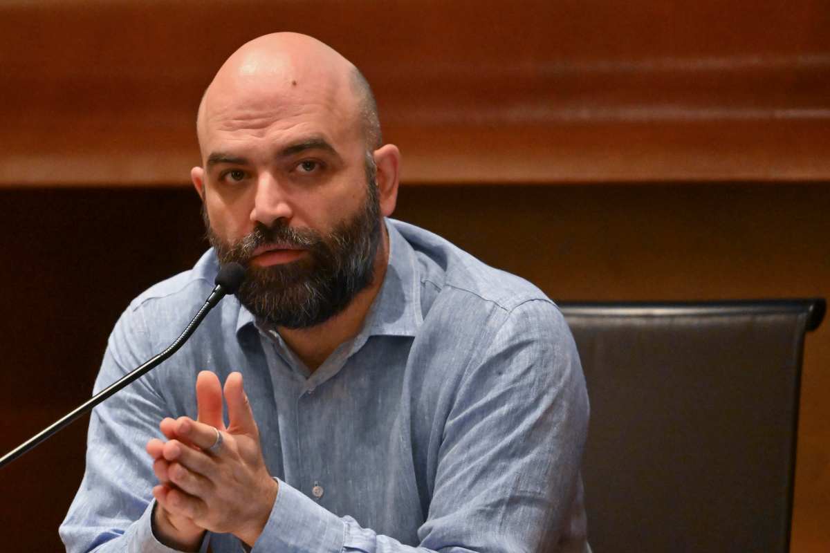 Roberto Saviano, a rischio la conduzione in Rai