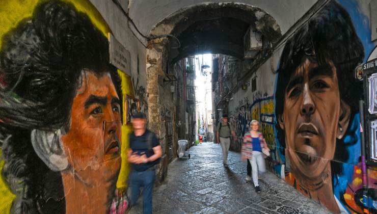 Maradona, un simbolo di Napoli 