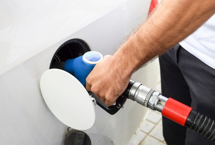 finestrini aperti e consumo di benzina