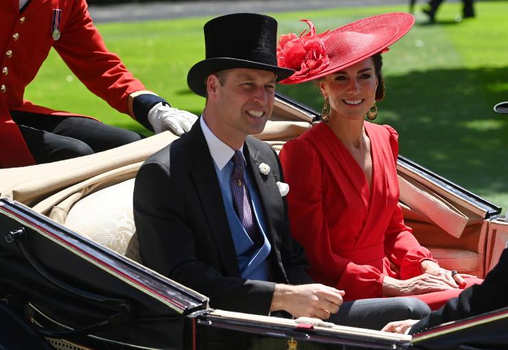 kate william crisi annunciata