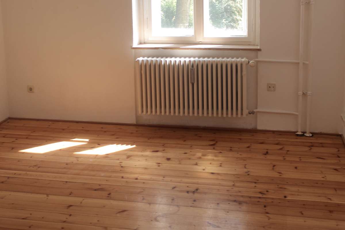 Come eliminare graffi e segni dal parquet