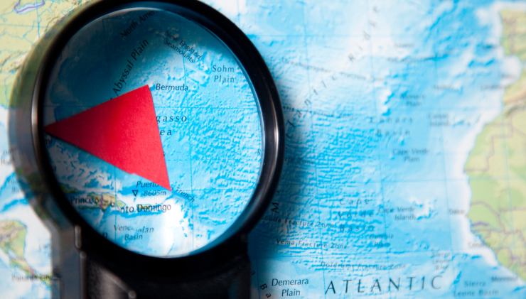 gli aerei passano sul triangolo delle bermuda