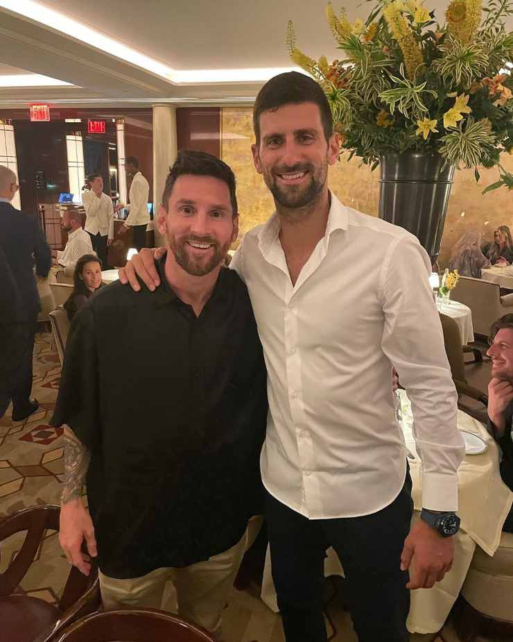 Novak Djokovic incontra Lionel Messi