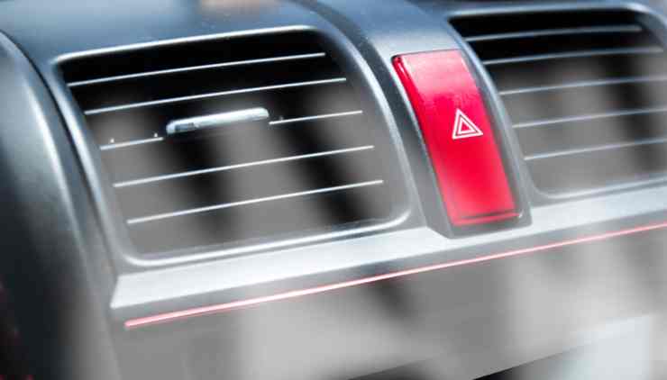 I pericoli di climatizzatore auto e ricircolo