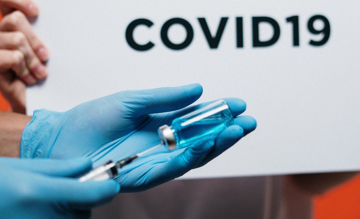 Vaccino contro Covid-19 in autunno