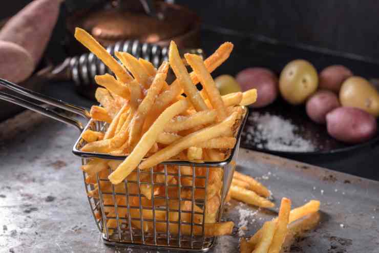 Le patatine fritte potrebbero essere cancerogene