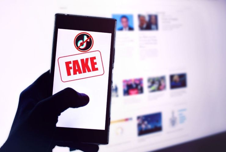 attenzione agli account fake di tik tok