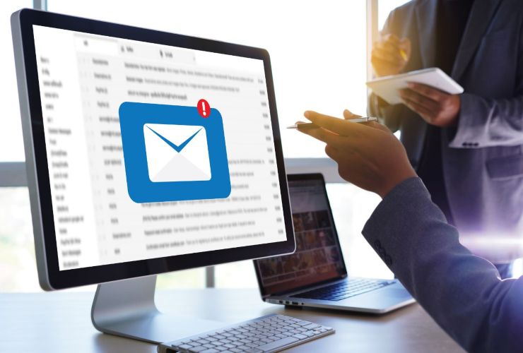 Rispondere subito a tutte la mail