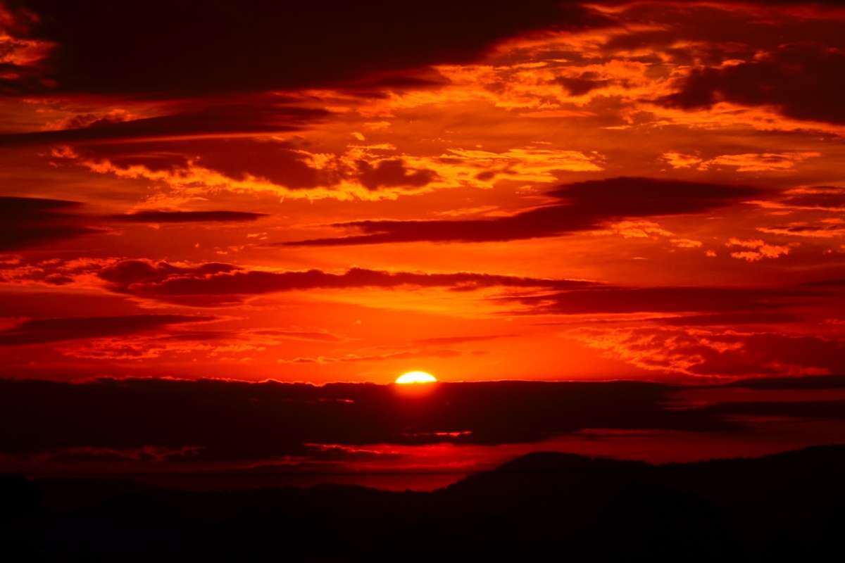 Perché si dice rosso di sera bel tempo si spera