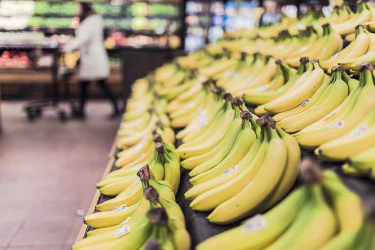 Cambia modo di mangiare le banane