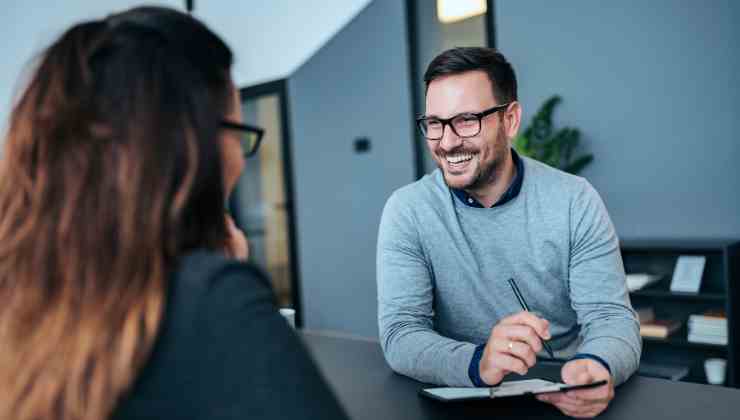 è bene pulire e stirare i vestiti prima di un colloquio di lavoro